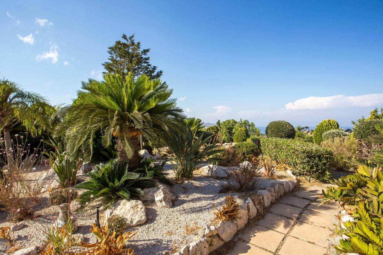 Aggelos Garden View Vakantiehuis Faliraki